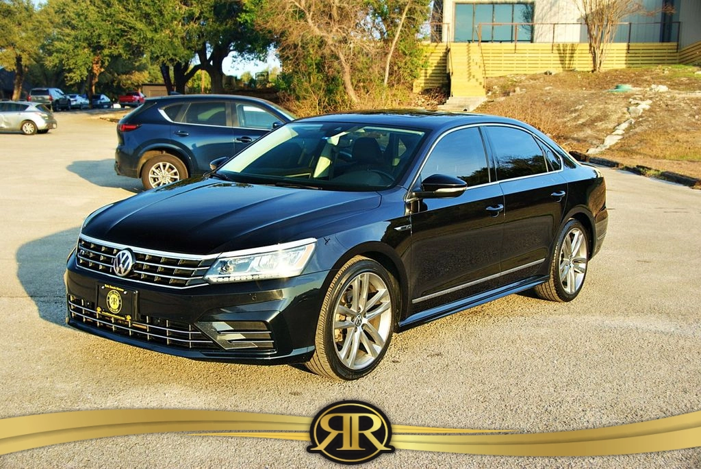2019 Volkswagen Passat SE R-Line