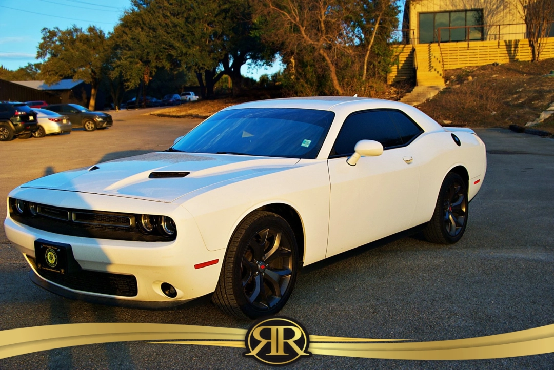 2018 Dodge Challenger SXT Plus