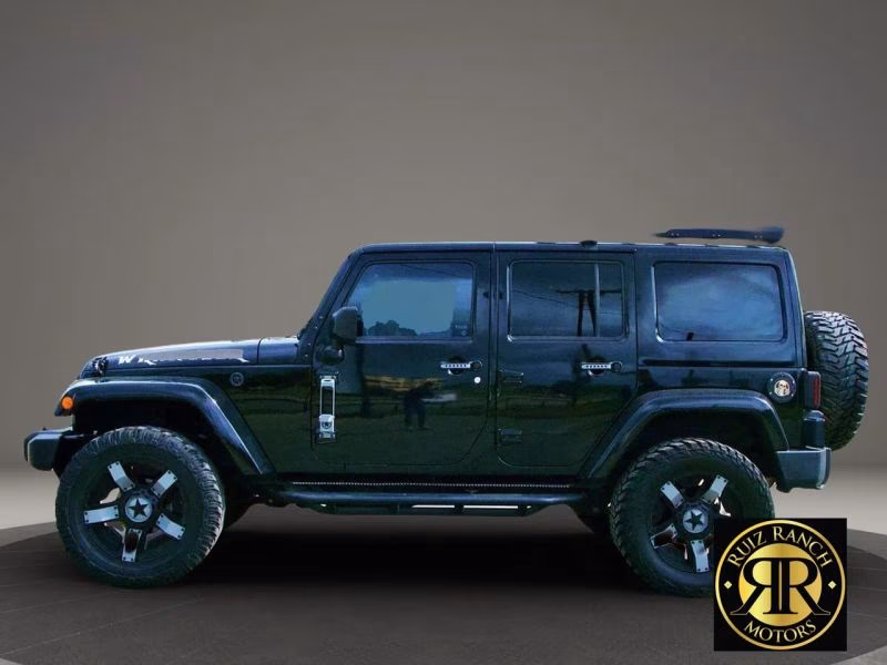 2015 Jeep Wrangler Unlimited Sahara - Photo 8