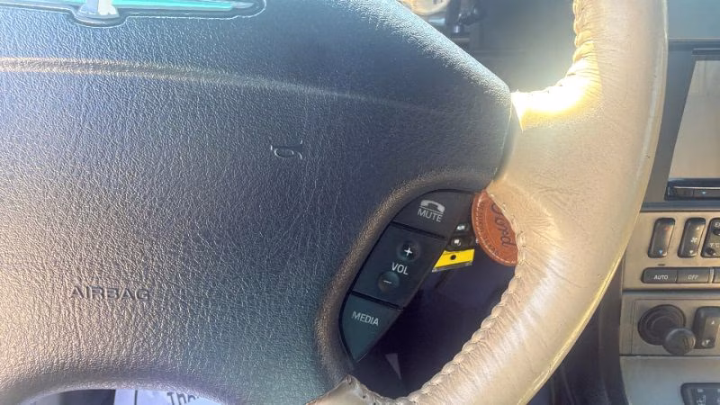 2004 Ford Thunderbird Deluxe - Photo 10